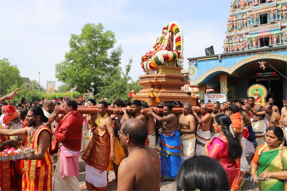   Sri-Kamadchi-Ampal-Tempel .....