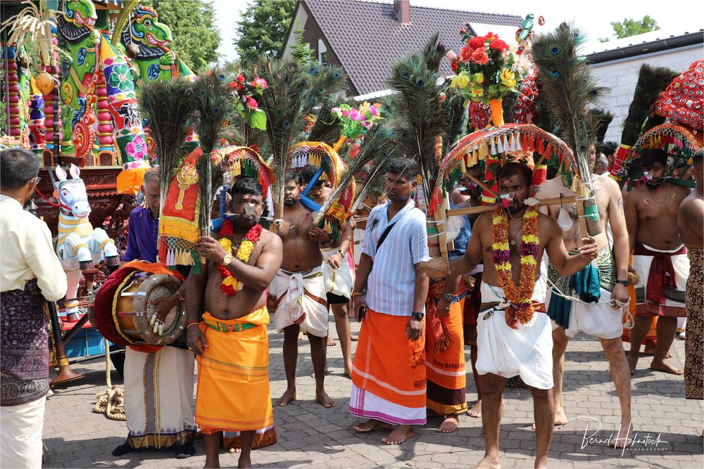   Sri-Kamadchi-Ampal-Tempel .....