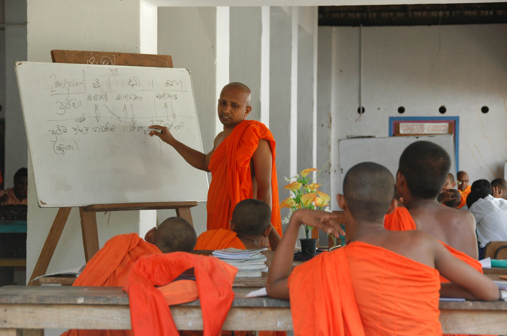 Sri Lanka (2011), Klosterschule