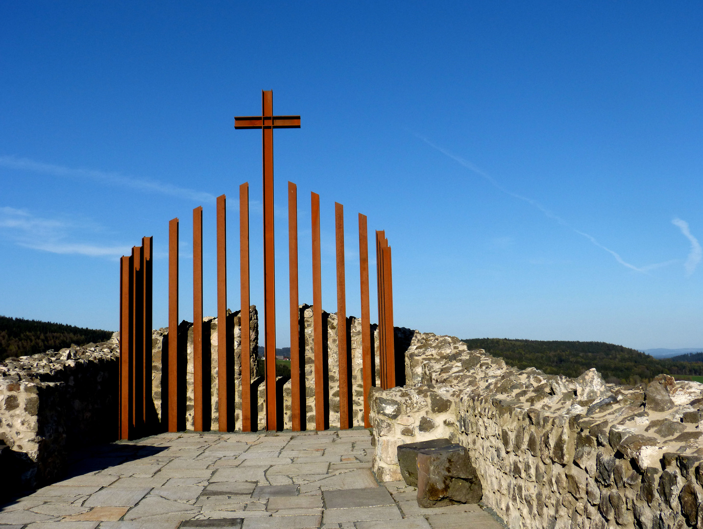 St. Ägidiuskapellel auf der Burgruine Waldeck