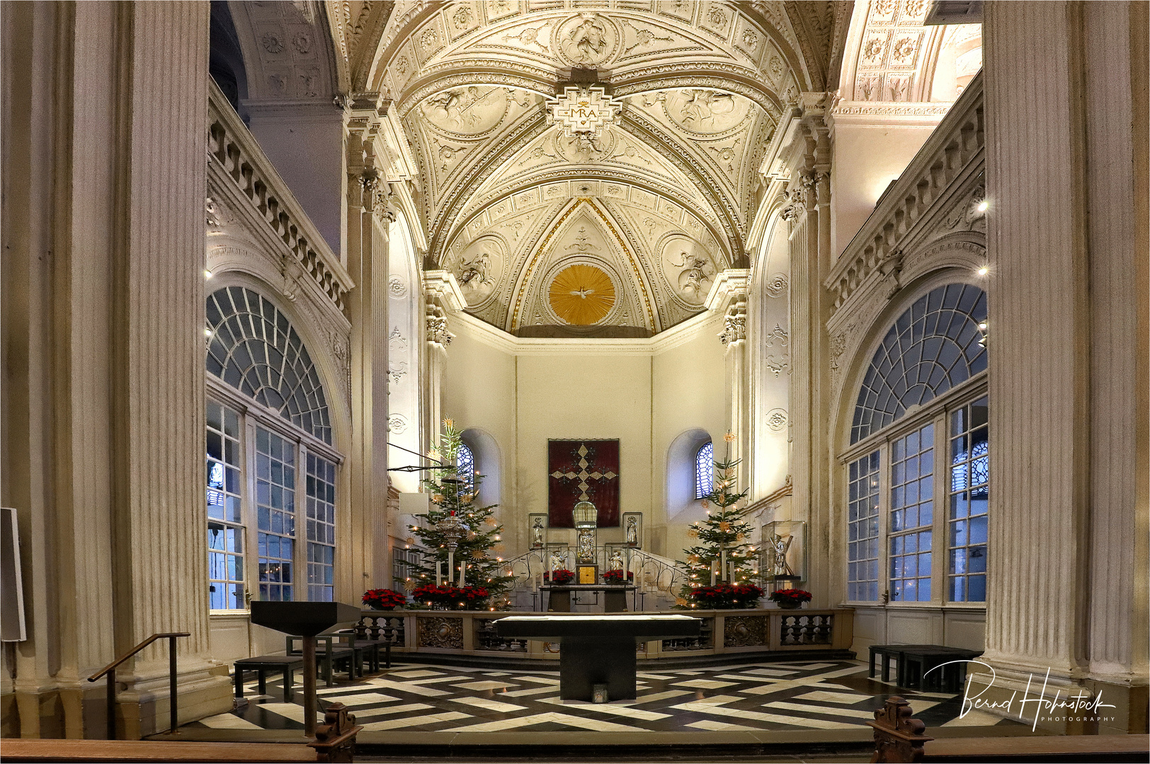 St. Andreas in der Altstadt. Foto & Bild fenster, kirche, details