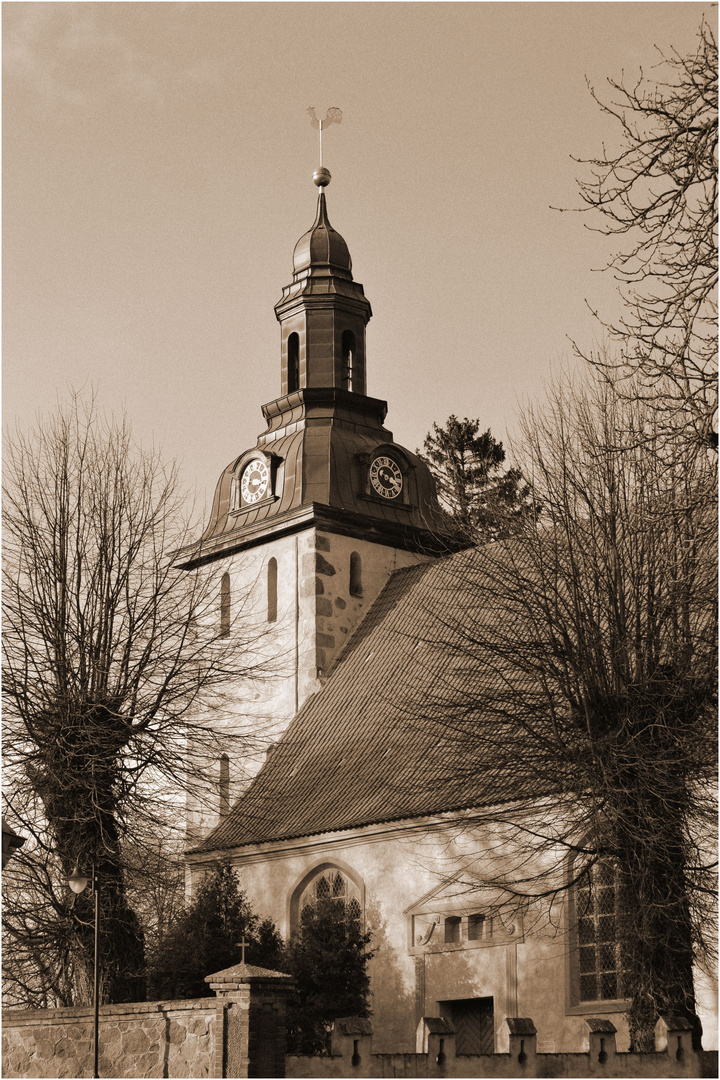 St.-Andreas-Kirche in Nehringen