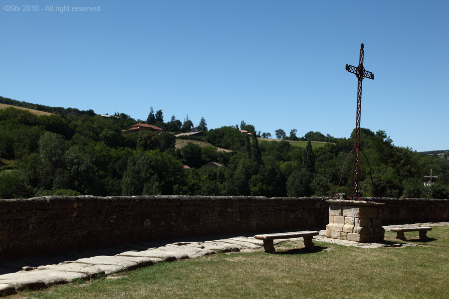 ...St-Antoine de l'Abbaye (Isère)...