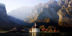 St. Bartholomä im Herbst