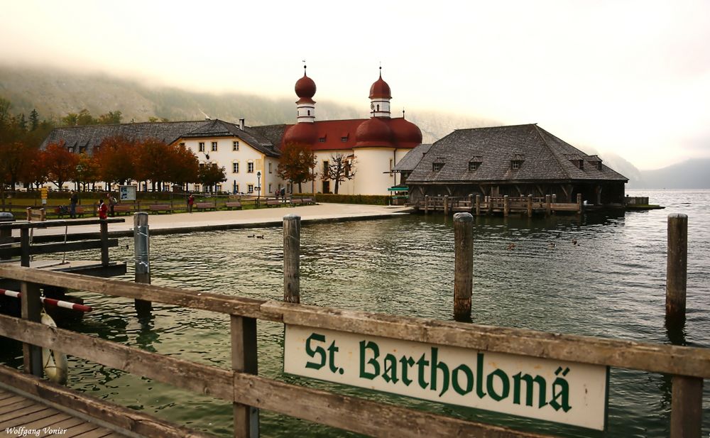 St. Bartholomä im Herbst,