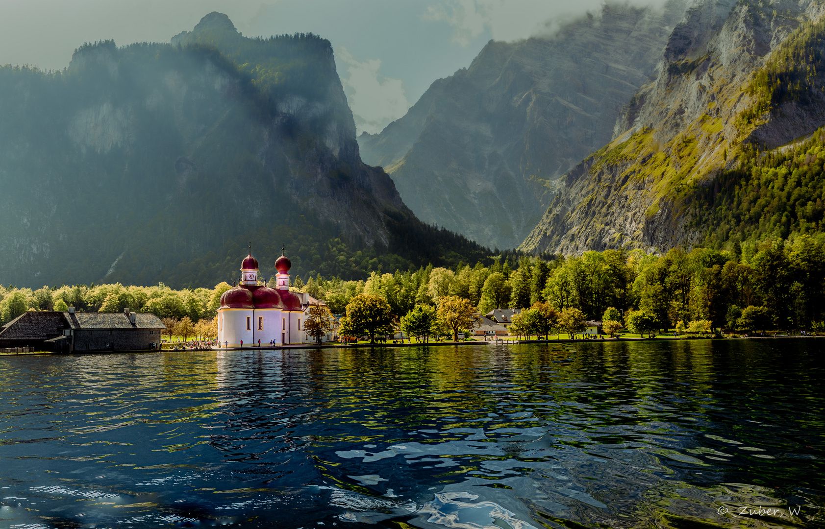 St. Bartholomä in  pittoresker Landschaft ...