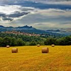 "St Bonnet en Champsaur" ( Hautes-Alpes ) quelques minutes avant un violent orage !