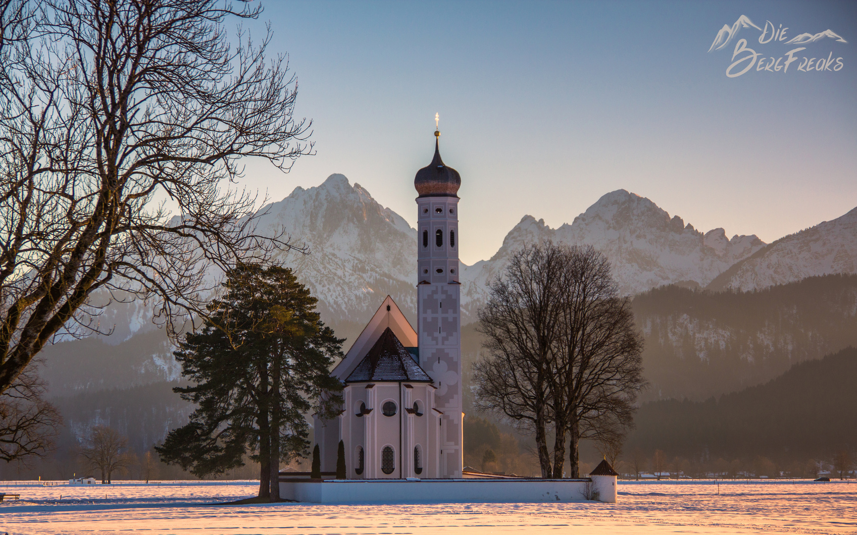 St. Coloman im Abendlicht.