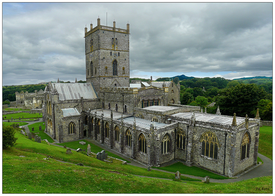 St. Davids - Tyddewi 2