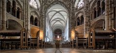 St. Gereon ist eine der zwölf großen romanischen Basiliken in Köln ...