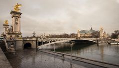 St Germain des Pres - Pont Alexandre III - 01