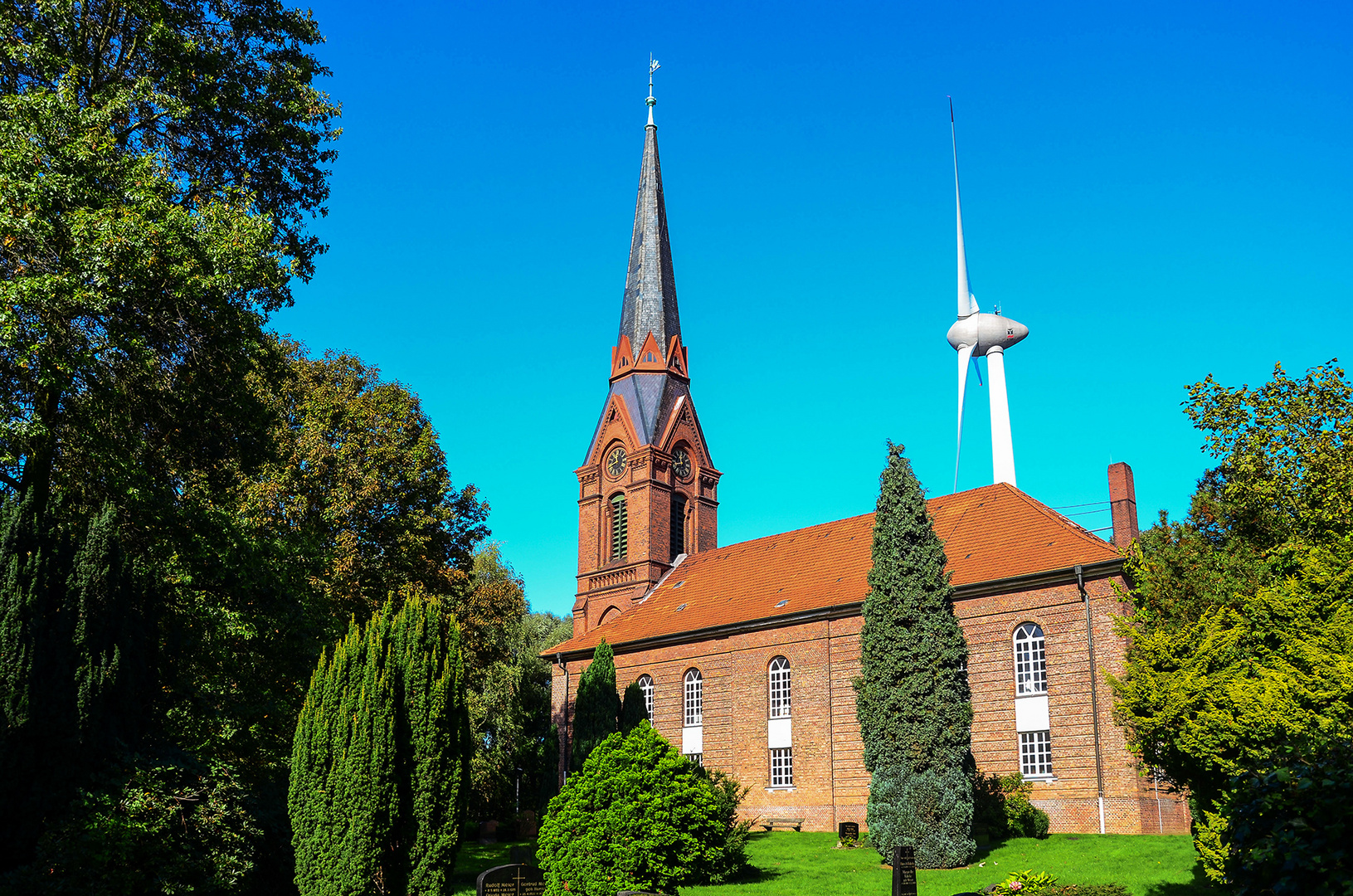 St. Gertrud-Kirche Altenweder