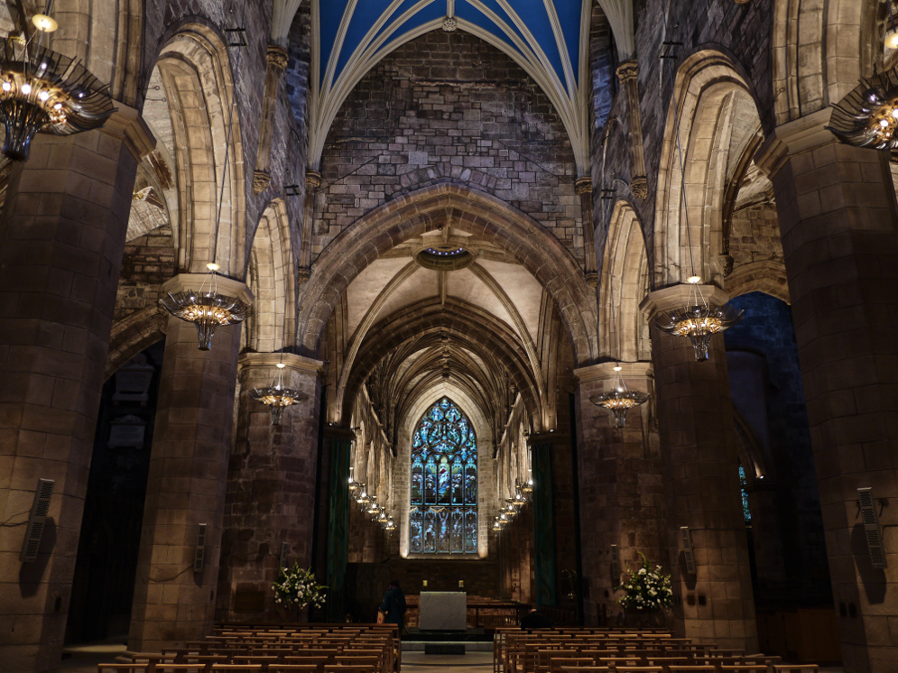 St. Giles Cathedral in Edinburgh - by Night