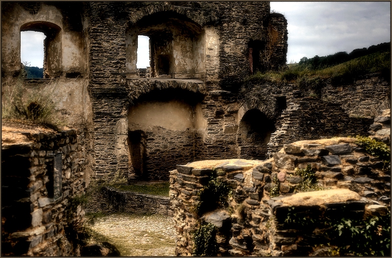 St. Goar…. Burg Rheinfels ……