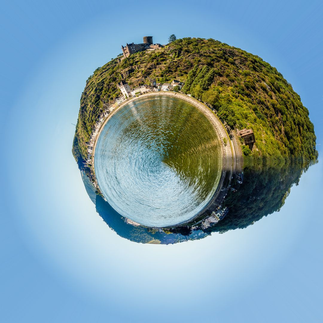 St. Goarshausen-Little Planet 62