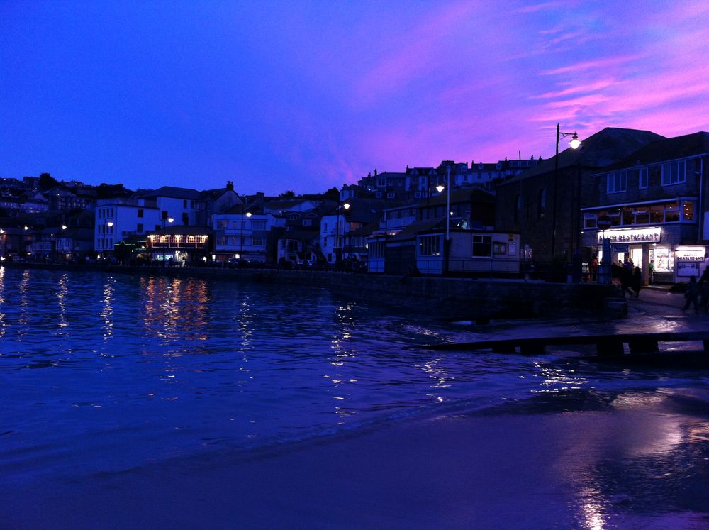 St. Ives zur blauen Stunde