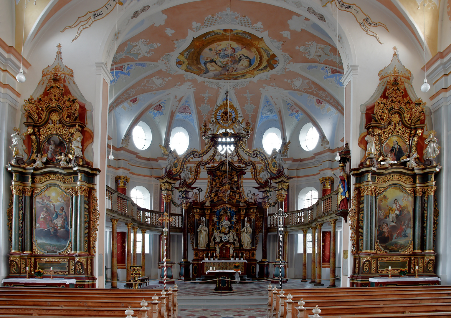 St. Johann (Rot an der Rot) Blick in den Chor