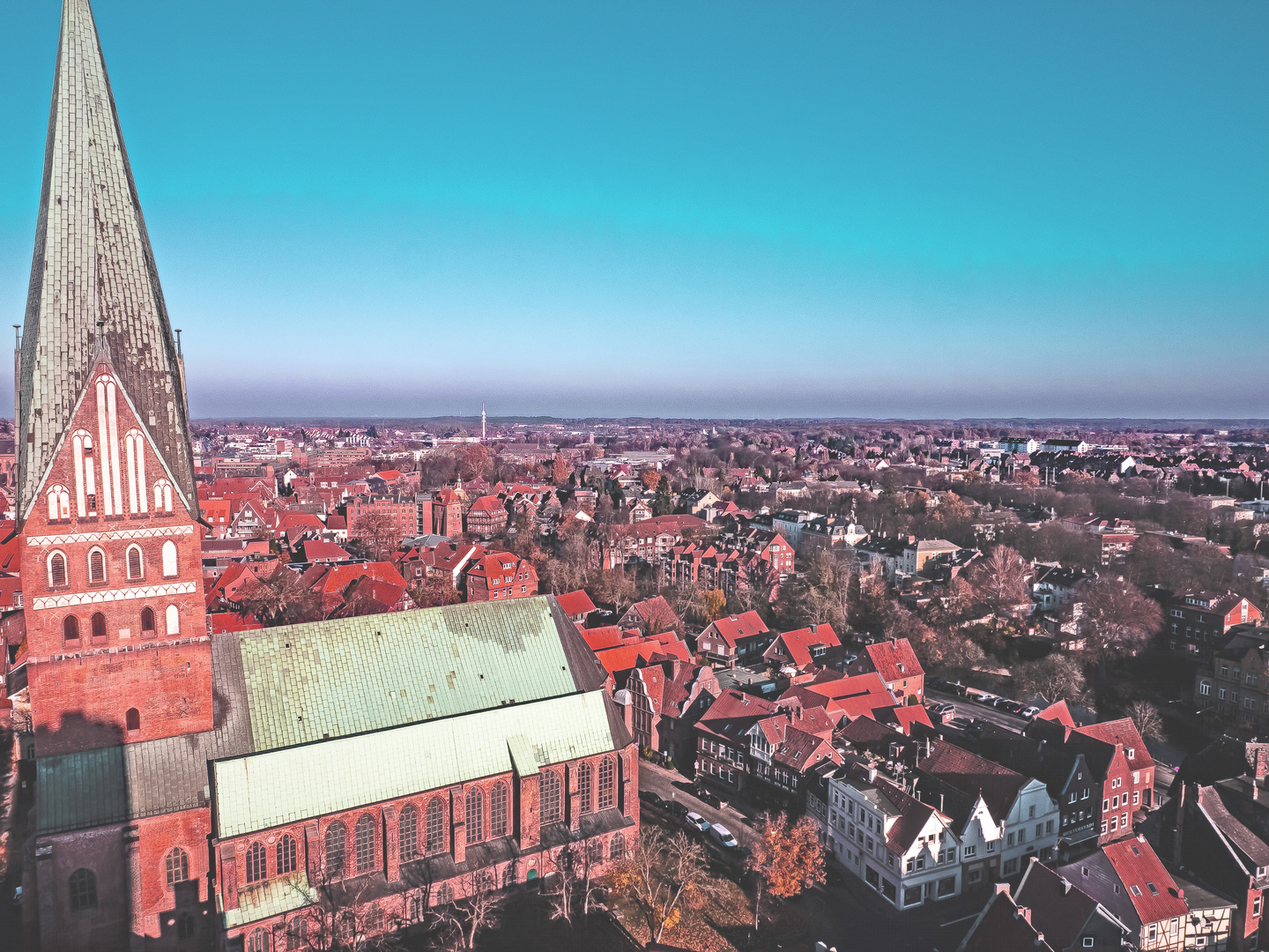  St Johannis und Blick über  Lüneburg