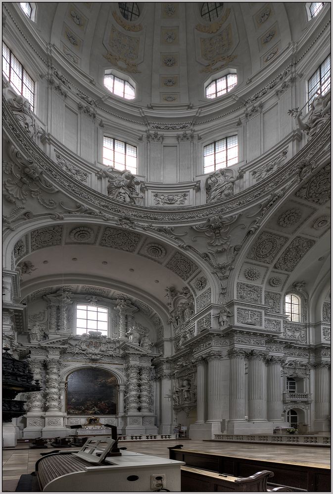 St Kajetan-Theatinerkirche München