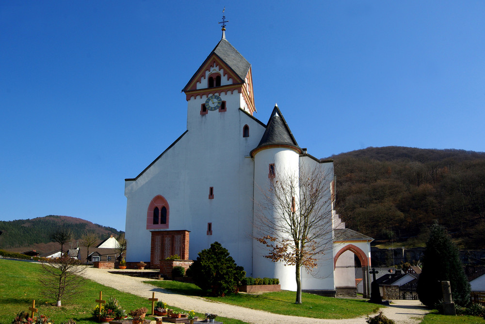 St. Kastor-Kirche in Dausenau / Lahn