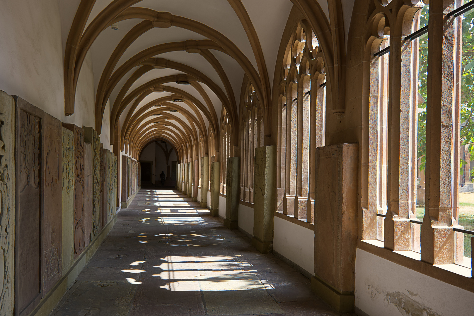 St. Kiliansdom in Würzburg - Der Kreuzgang