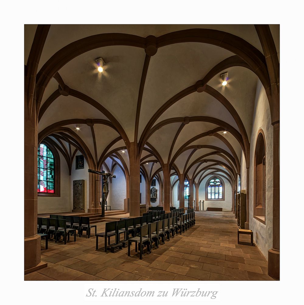 St. Kiliansdom zu Würzburg "Blick in die Sepulturkapelle..."