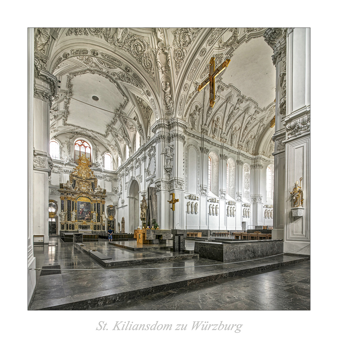 St. Kiliansdom zu Würzburg " Blick zum Kreuz Christi , aus meiner Sicht.."