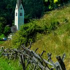 St. Leonhard in der Nähe vom Schliersee mit bäuerlichem Zaun