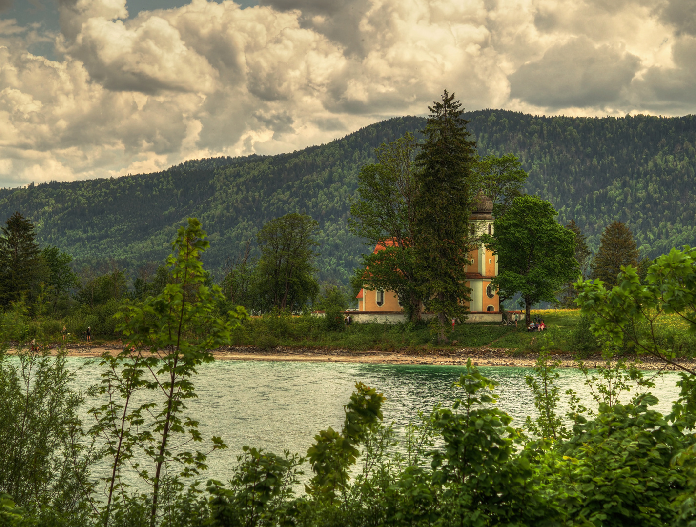 St. Margareth vom anderen Ufer aus gesehen