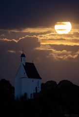 St. Margaretha mit Vollmond