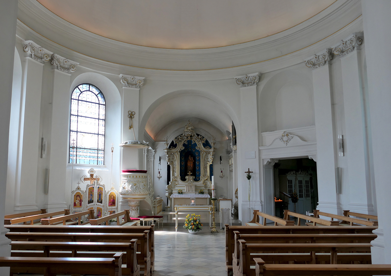 St. Mariä Himmelfahrt (Dyckburg) Altar