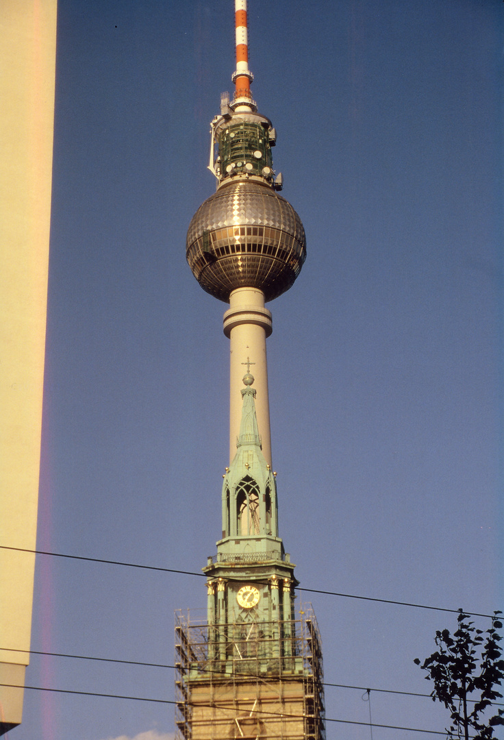 St. Marien in Berlin mit zeitgemäßer Turmspitze!