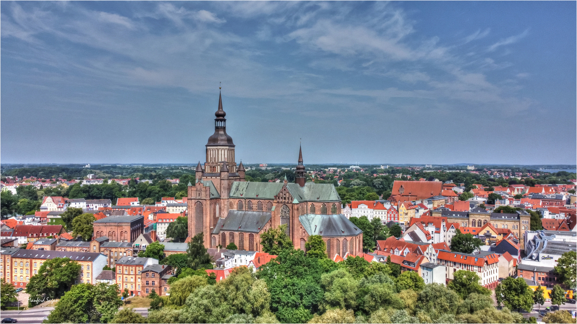 St. Marienkirche - die größte der drei Stralsunder Pfarrkirchen... 