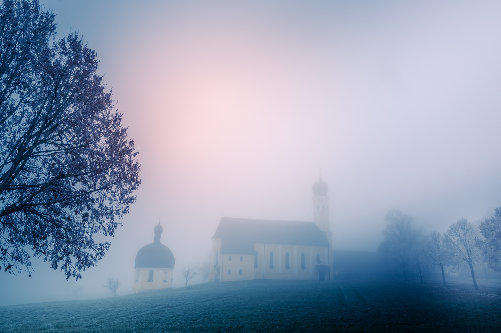 St. Marinus im Nebel