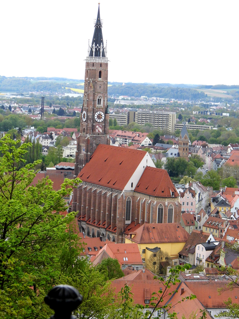 St. Martin mit Altstadt von Landshut