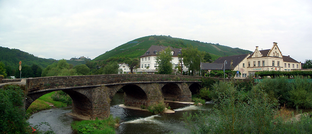 St. Nepomuk Brücke in Rech