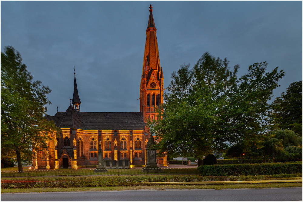 St. NicolaiKirche... Foto & Bild architektur, architektur bei nacht
