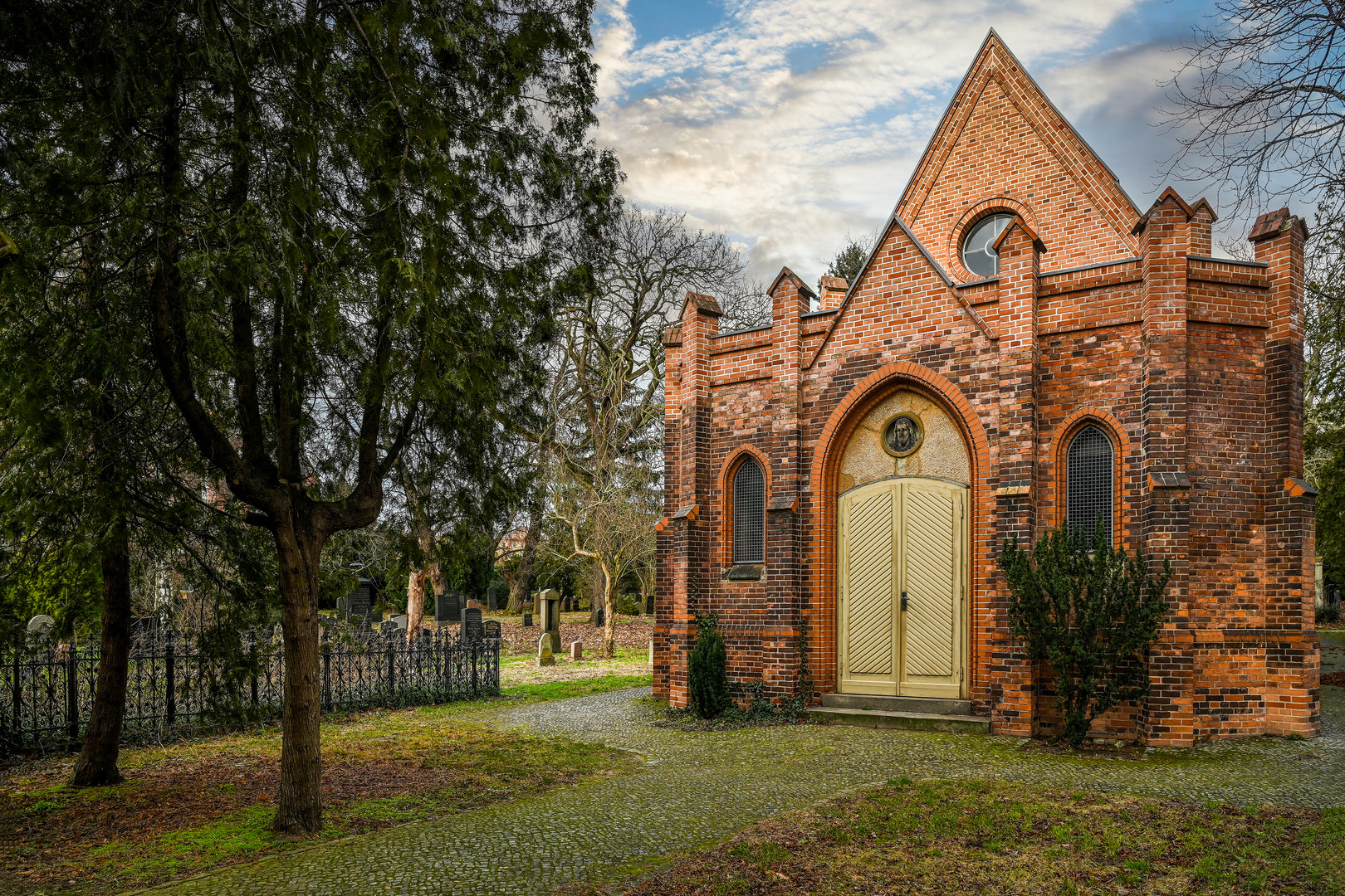 St. Nicolai- und St. Marien-Friedhof I 01