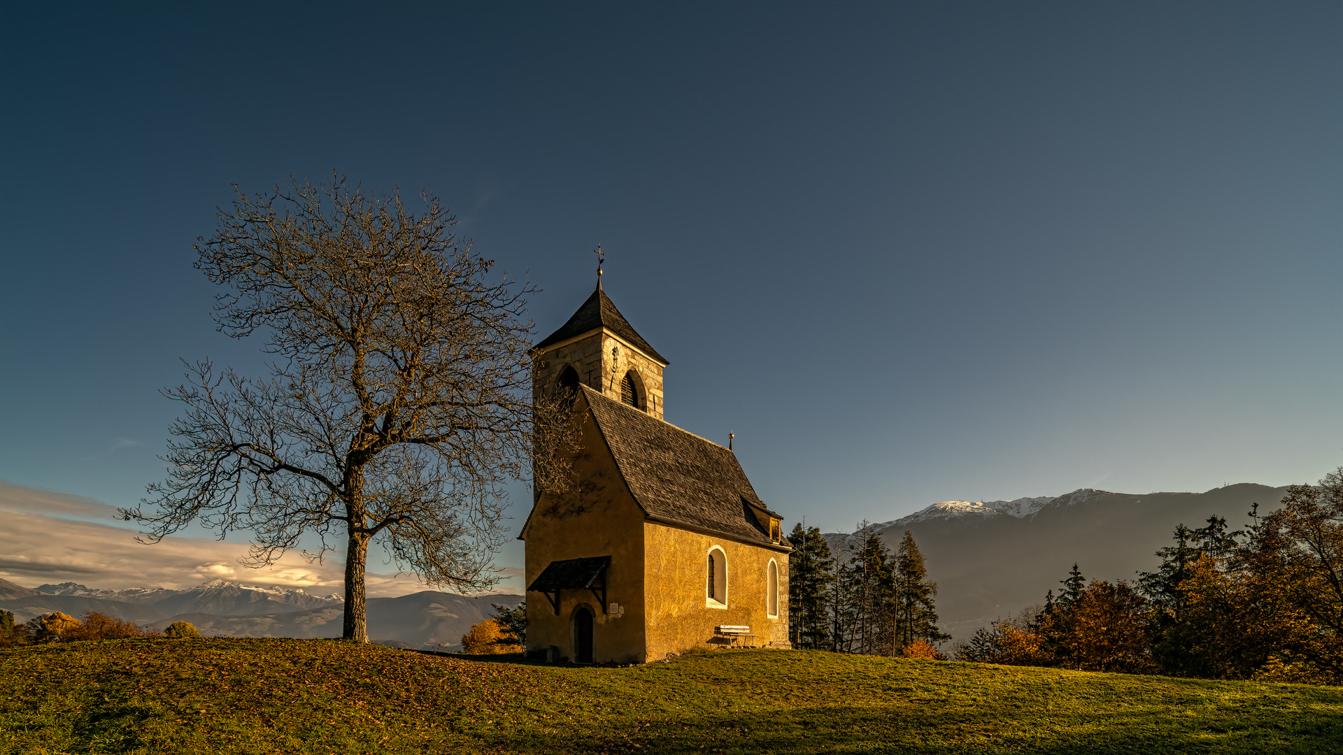 ST NIKOLAUS CHURCH TÖTSCHLING