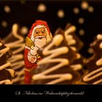 St. Nikolaus im Weihnachtsplätzchenwald