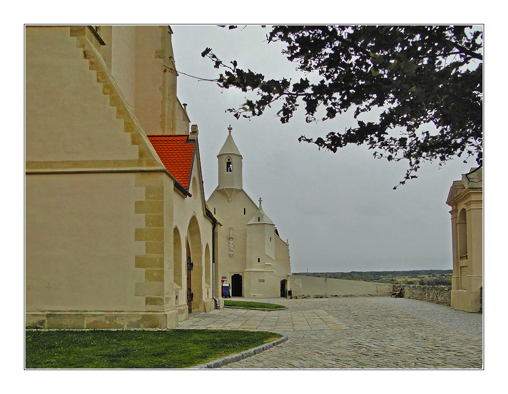 St. Nikolaus Kirche mit Kapelle in Znaim