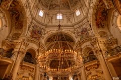 ST.-NIKOLAUS KIRCHE (PRAG)