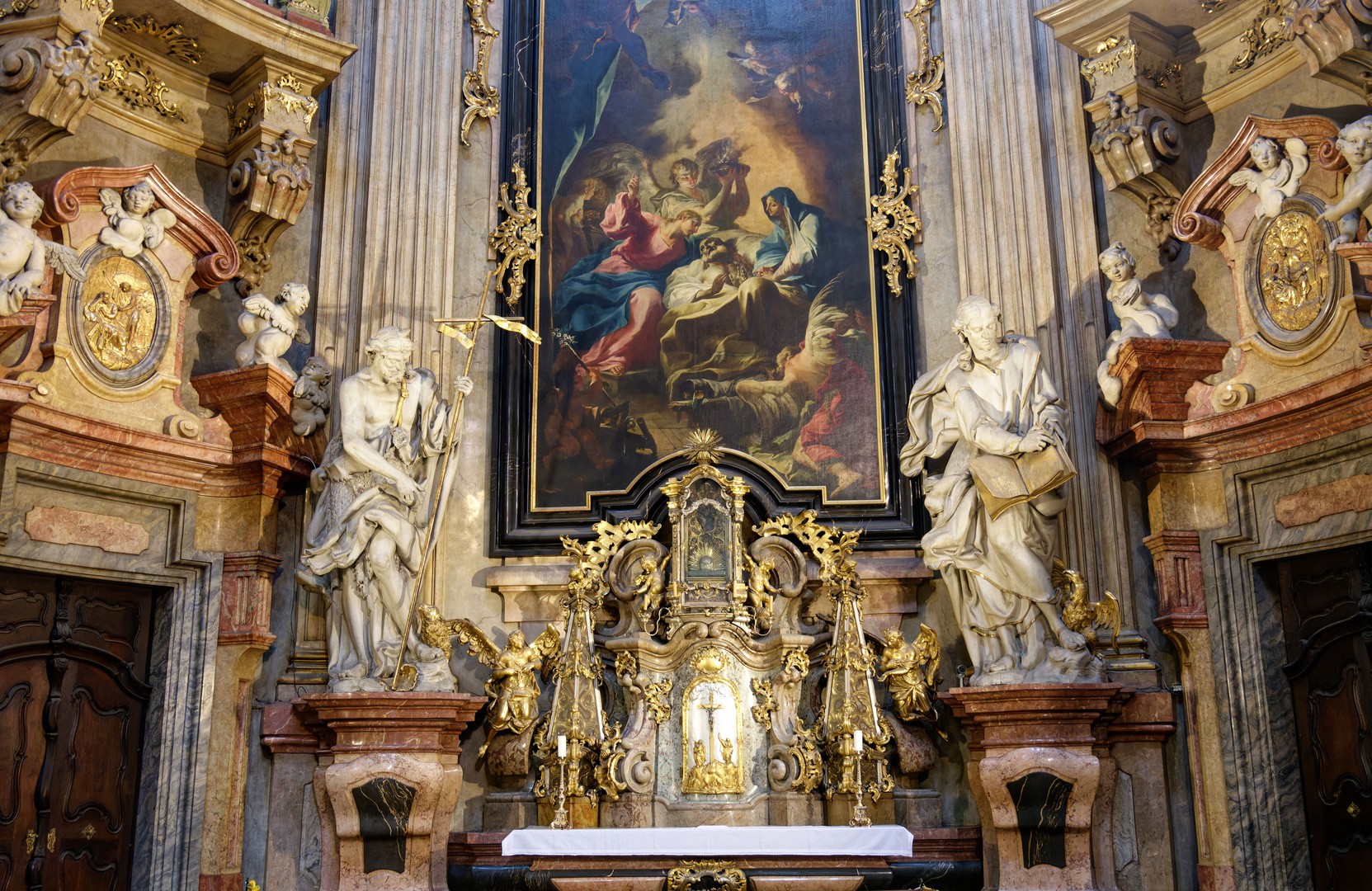 St. Nikolauskirche Altar