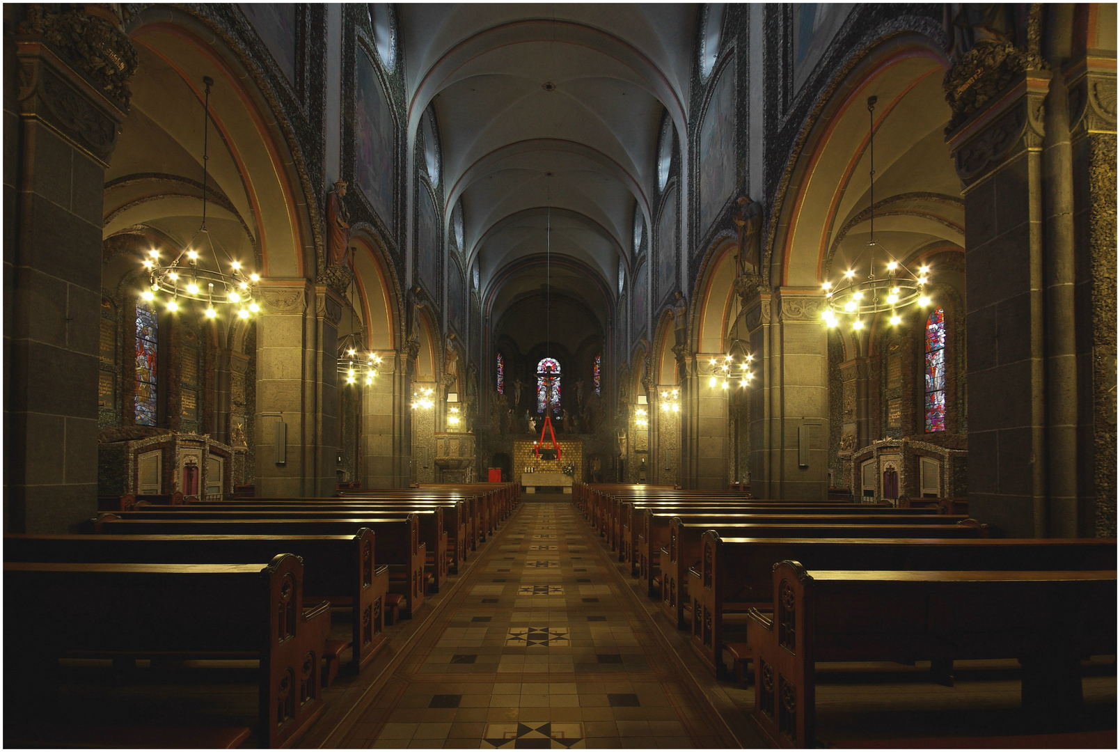 St. Nikolauskirche Koblenz-Arenberg am 1. Advent