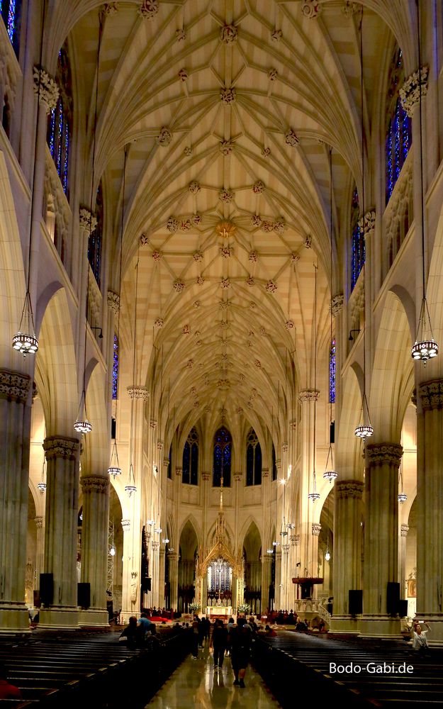 St. Patricks Cathedral - inside 
