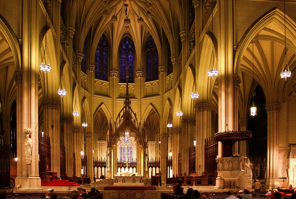 St. Patrick's Cathedral, Manhattan, Altar)