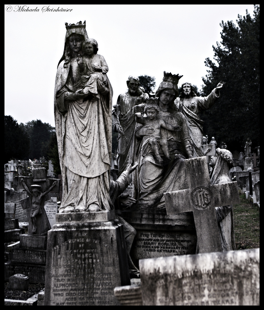 St Patrick's Cemetery - London 2