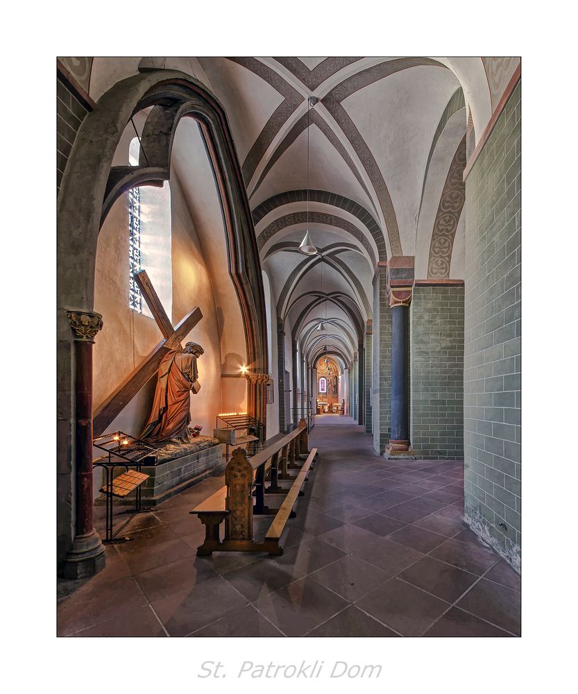 St.-Patrokli-Dom (Soest) " Blick in den Seitenschiff..."