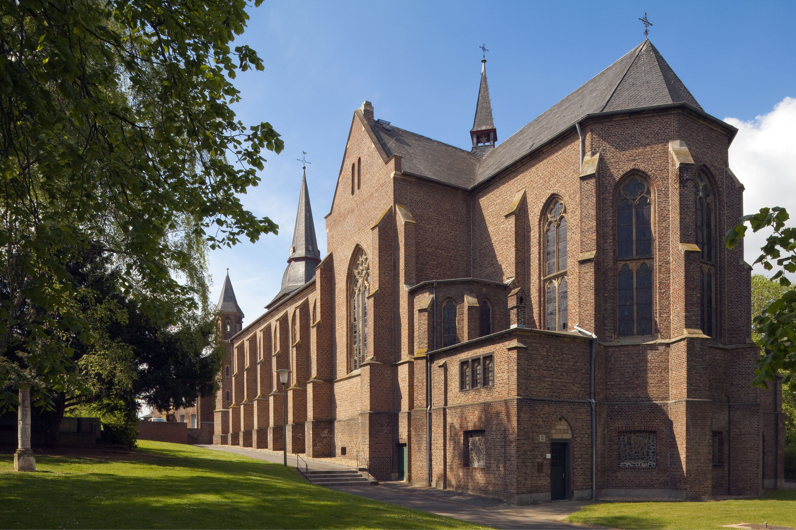 St. Pauli Bekehrung in Lövenich