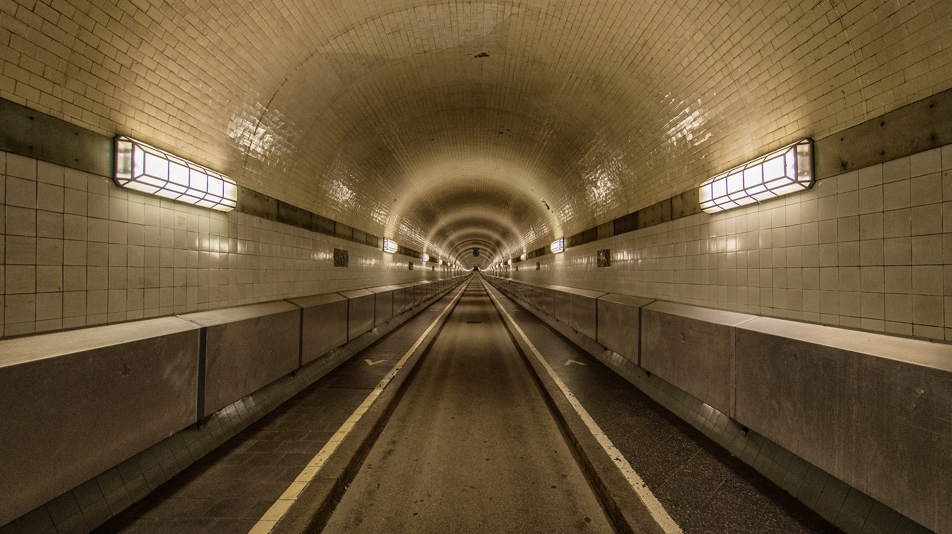  St. Pauli-Elbtunnel